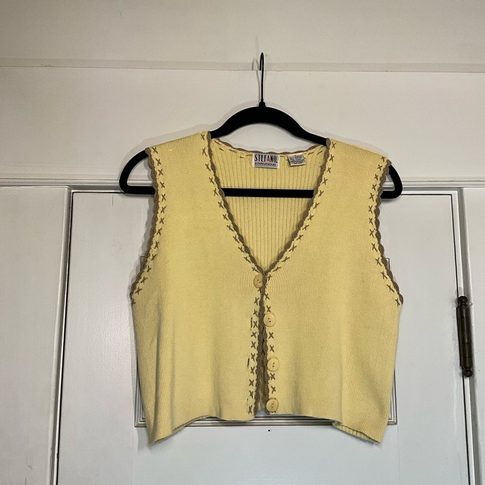 Stefano Internatonal Vintage Knit Button-Up Vest